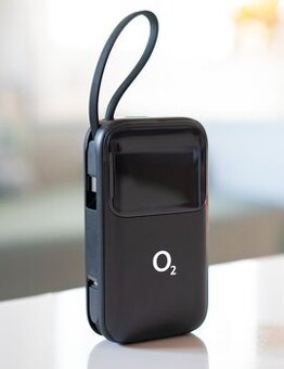 O2 powerbanka 10 000 mAh 20W PD 3.0/QC, černá - NOVÁ