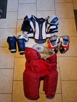 Hokejová výstroj použitá na postavu 186 cm