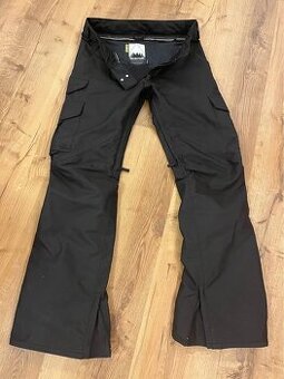 Burton kalhoty na snowboard