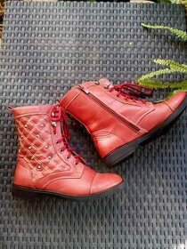 Dívčí boty, kozačky