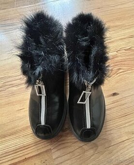 Nádherné zimní boty s kožíškem