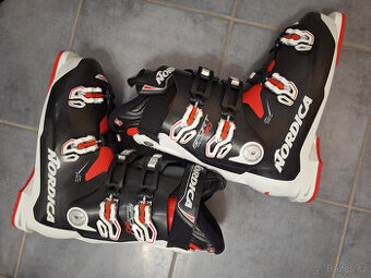 Lyžáky 45, pánské lyžařské boty NORDICA