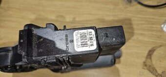 motory spouštění oken/ řídící jednotky dveří koncern vozidla