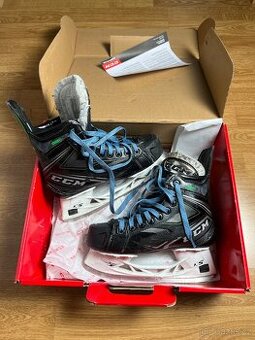 Prodám brusle CCM Ribcore 88K JR 3.5