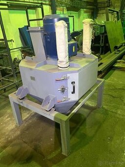 Kladívkový šrotovník