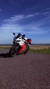 Prodam Yamaha Yzf r-125