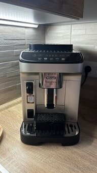 Kávovar Delonghi