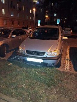Opel zafira