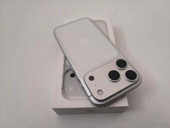 apple iphone 17 PRO 256gb Silver / 4 cykly