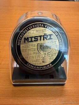 Zlatý puk OFFICIAL Rubena - MISTŘI MS 2024 kovová plaketa