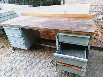 Ponk tovární výroby