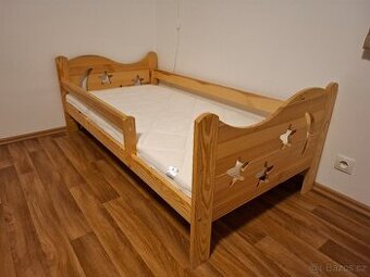 Dětská postel s roštem a kvalitní matrací
