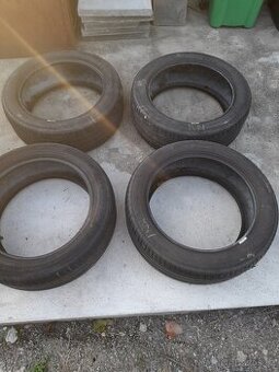 4x 18" letní pneumatiky 225/50 R18.