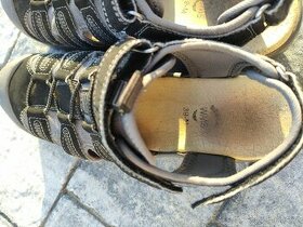 detske trackove sandale vel39 - 1