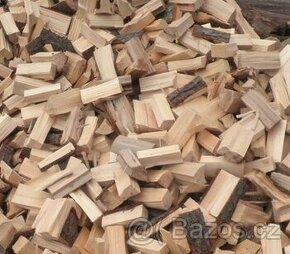 Štípané palivové dřevo smrkové Vysočina