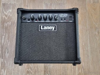Kombo Laney LX15B