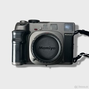 MAMIYA 7 - body