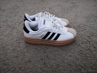 tenisky Adidas "Court Bolt" vel.36,5