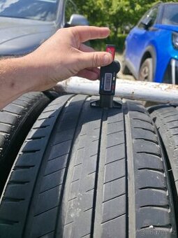 Michelin 235/55 R18