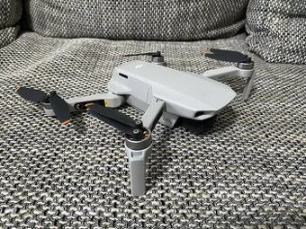 Dron DJI Mini 2 Fly More Combo 4K kamera + taška + 3D t