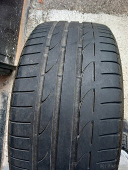 235/40R19 LETNÍ PNEU BRIDGESTONE