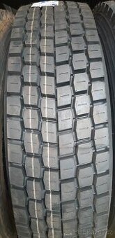Záběrové nákladní pneu 295/80R22,5