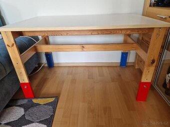 Dětský stůl a židle