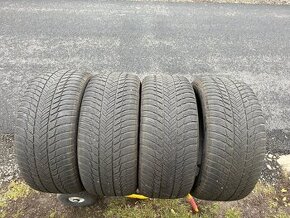 Zimní pneu 265/50/19 Bridgestone RFT - 1