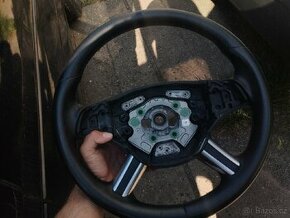 Volant mercedes