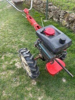 Malotraktor Vari