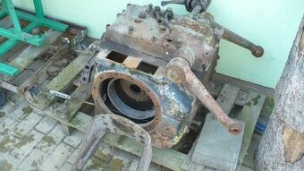 Rozvodovka + blok hydrauliky na Zetor 4011 - 5648