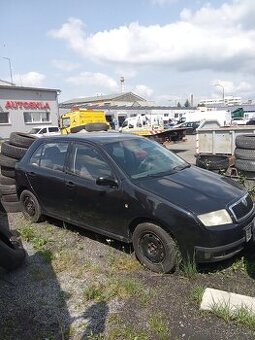 Škoda Fabia na náhradní dily
