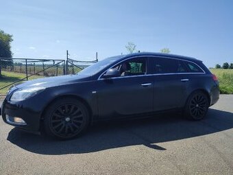 Opel Insignia 2.0D SPORTSTOURER 118kw automat