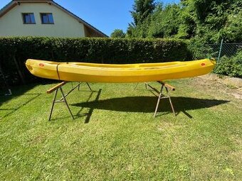 Plastová kanoe DAG