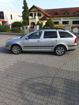 ŠKODA OCTAVIA 2 KOMBI , 2.0 FSI ,6 kvalt