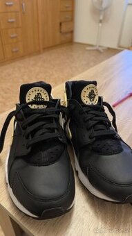 Prodám NIKE AIR HUARACHE