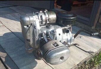 Nové a použité motory Dněpr Ural M72 M67 M67-36 M66 K750