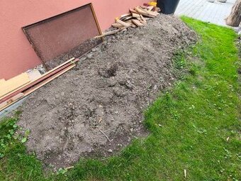Hlína a drny