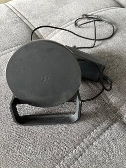 Bezdrátová nabíječka Belkin Boost↑Up (10W, Qi)