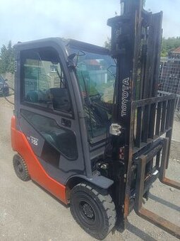 Prodám vysokozdvižný vozík Toyota - 1