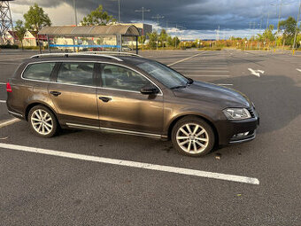 VW Passat Variant 2.0 TDI 4x4 Highline – panorama, TOP stav