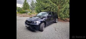 Youngtimer BMW X6M, 555 koní