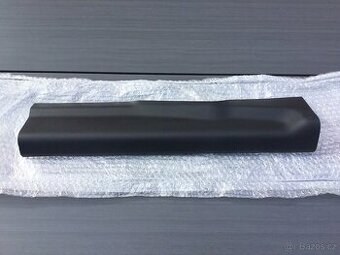 Ford Mustang 15 - 18 plastový práh pravý