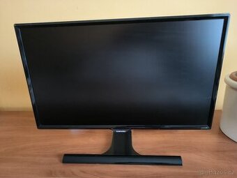 Monitor 24 Samsung + Set-top box Technisat