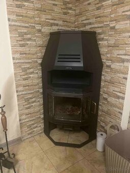 Rohová krbová kamna