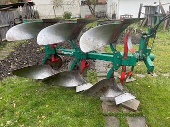 Pluh obracák Regent Saturn 3 radličný -hydraulicky otočný-