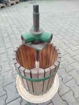 Prodám lis na ovoce a drtič na ovoce