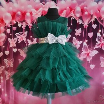 Dívčí šaty pro nejrůznější zvláštní příležitosti