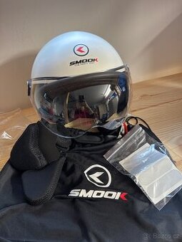 Smook helma na skútr
