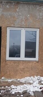 Plastové okno 1,5 x 1,5 m